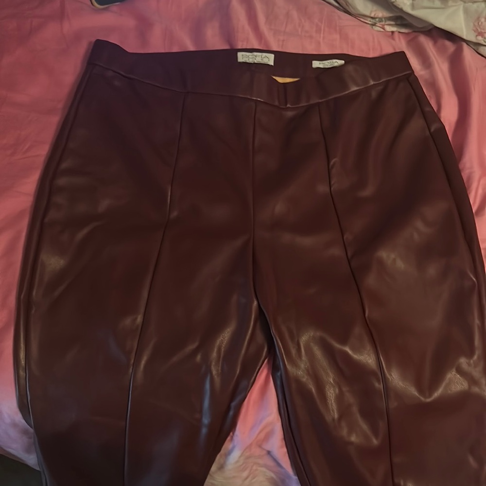 Leather leggings